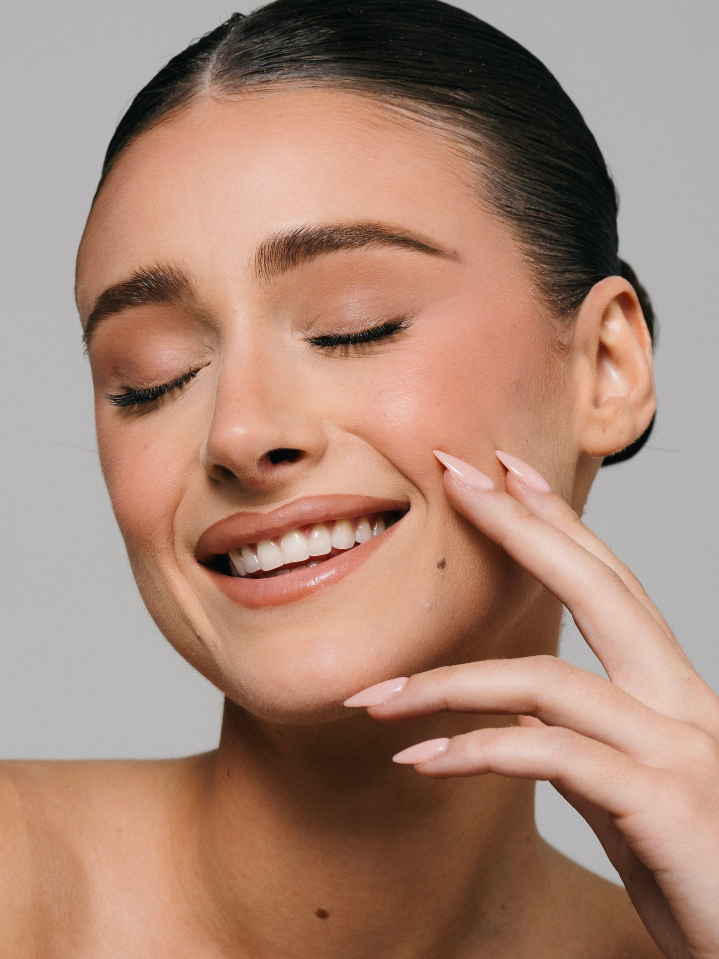 TRIO BRUSH + LIPS COLLECTION